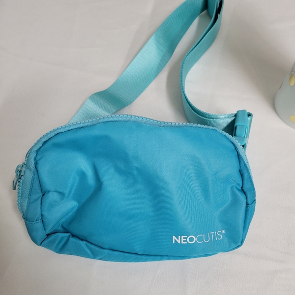 Neocutis Zipperd Fanny  Pack Belt Bag Travel - Picture 7 of 7